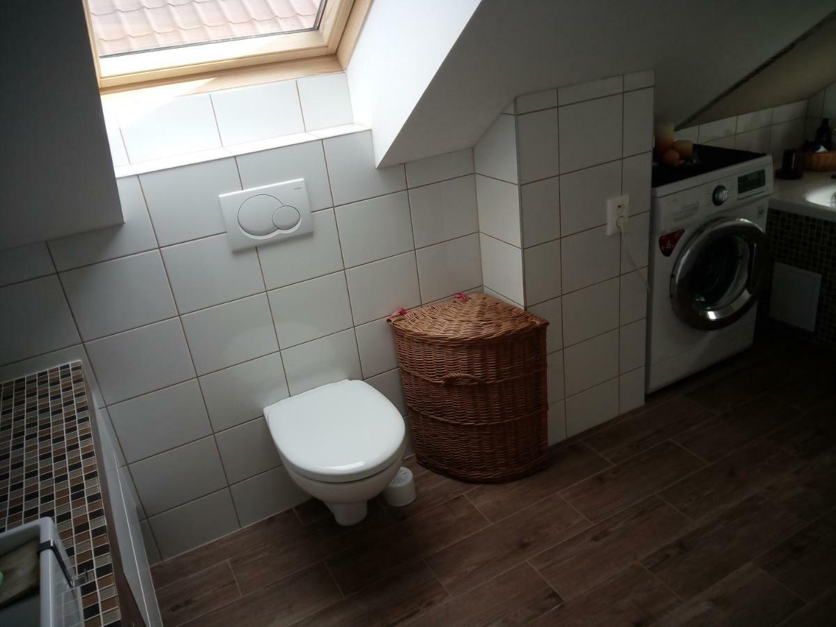 Walnut Apartment With Sauna And Pond Topoľčany Dış mekan fotoğraf